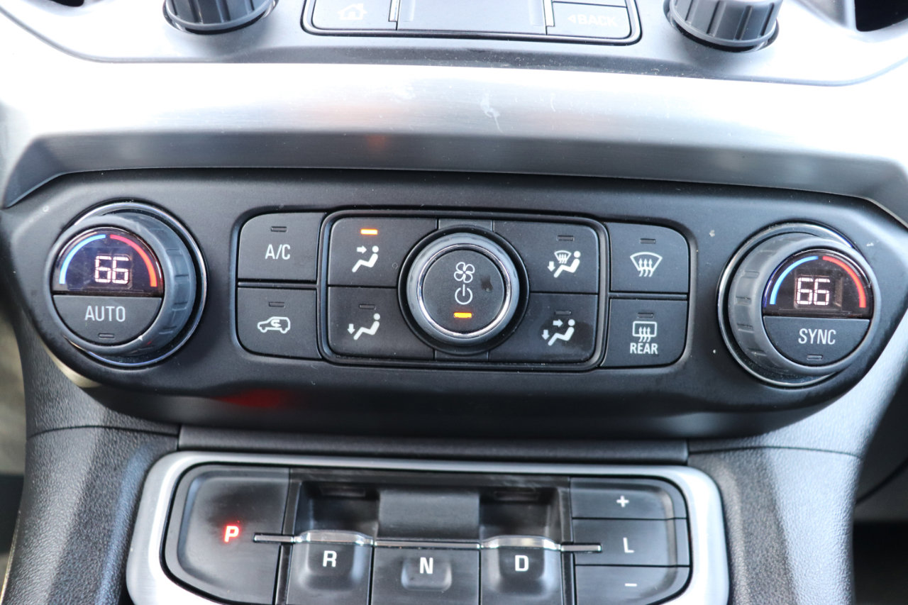 Used 2023 GMC Acadia SLT image 35