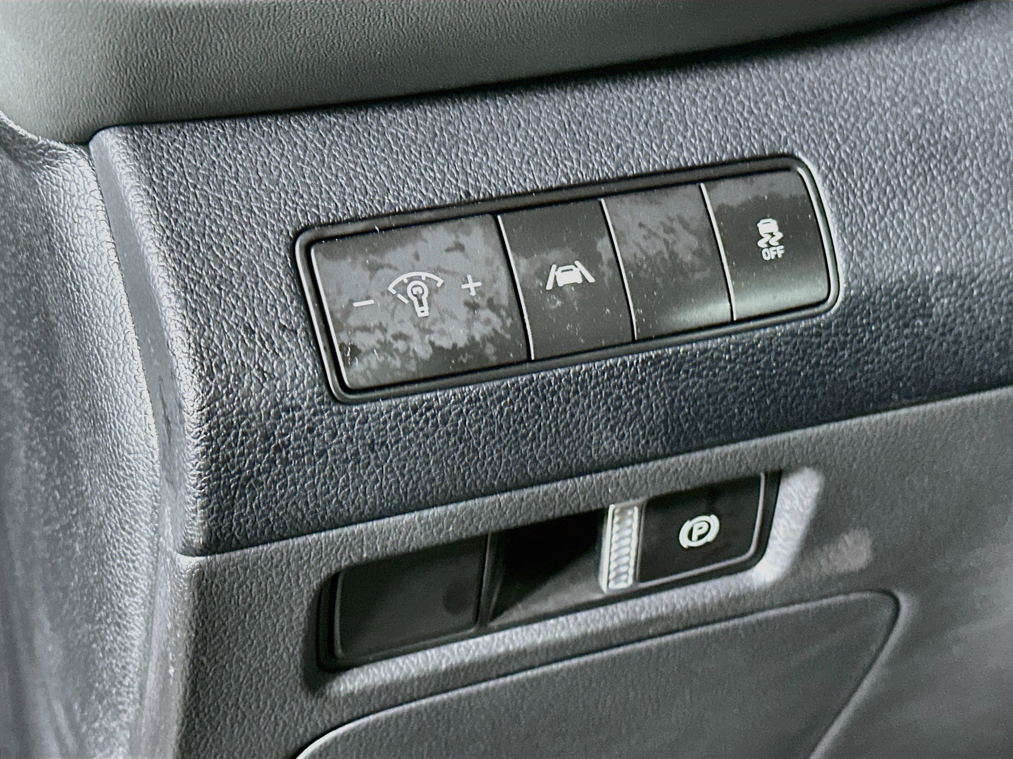 Used 2023 Hyundai Santa Fe SE FWD image 17