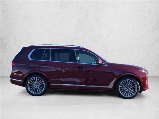 Used 2025 BMW X7 xDrive40i video 4
