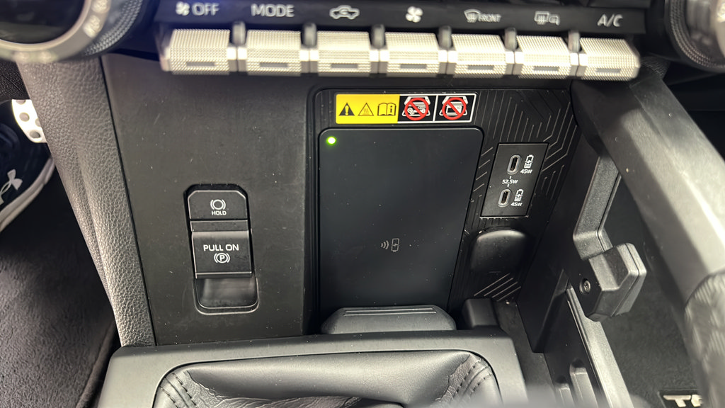Used 2024 Toyota Tacoma TRD Sport w/ TRD Sport Premium Package AWD/4WD image 25