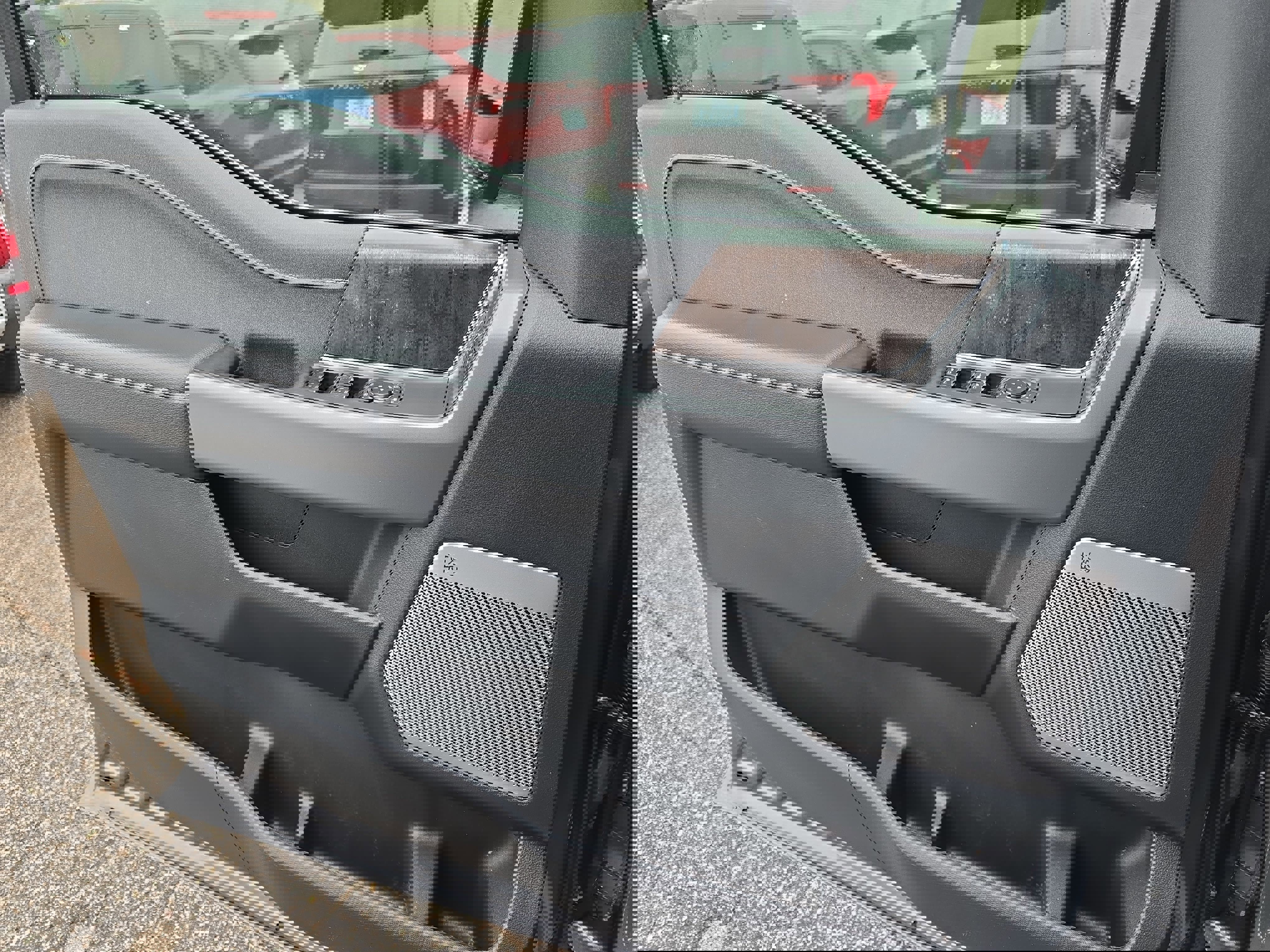 Used 2023 Ford F150 Lariat w/ Trailer Tow Package image 28