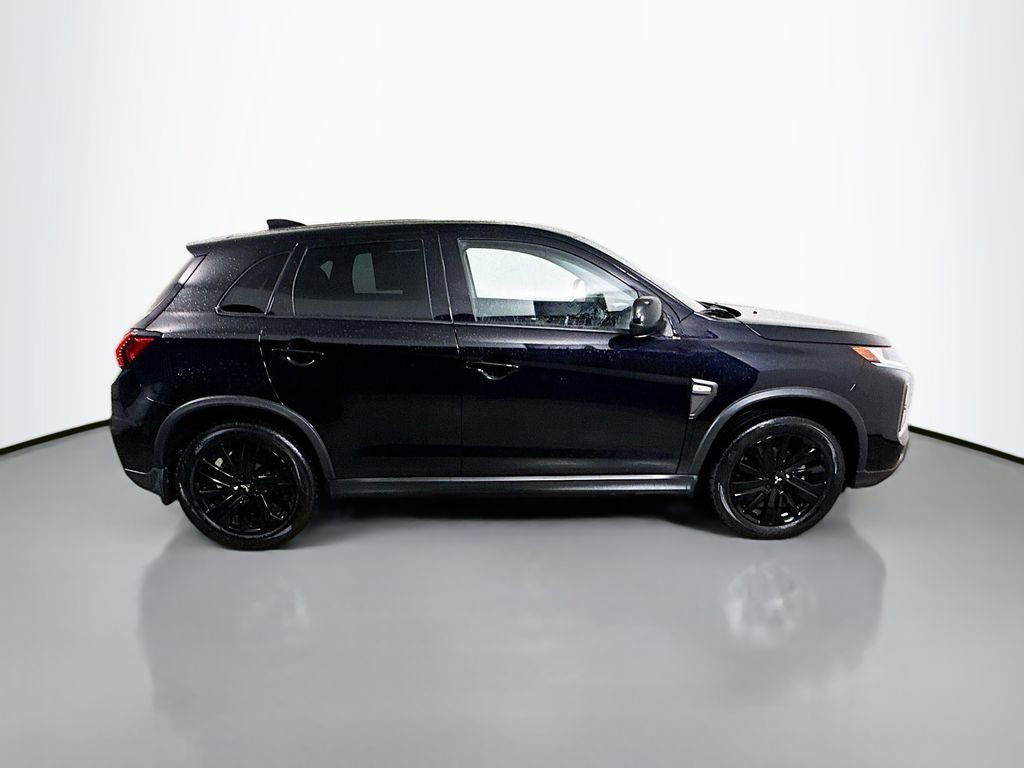 Used 2025 Mitsubishi Outlander Sport LE AWD/4WD image 8