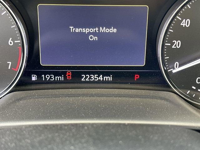 Used 2022 Buick Envision Essence w/ Safety Package image 11