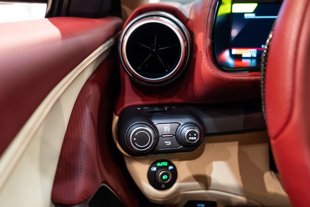 Certified 2022 Ferrari 812 GTS RWD image 32