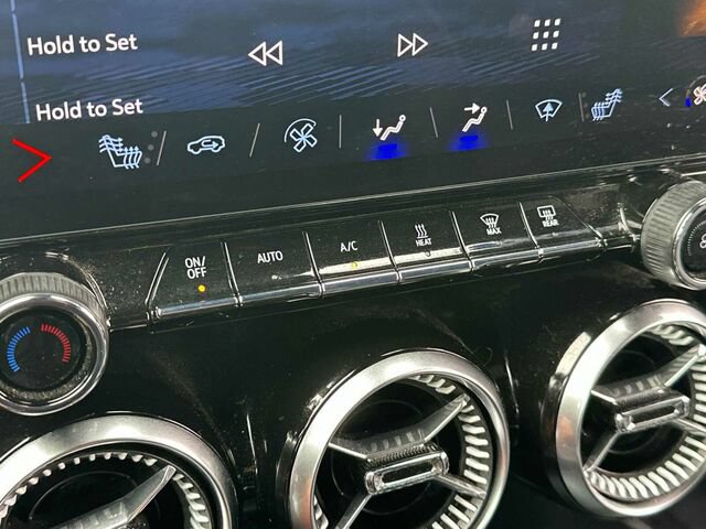 Used 2024 Chevrolet Blazer EV LT AWD/4WD image 25