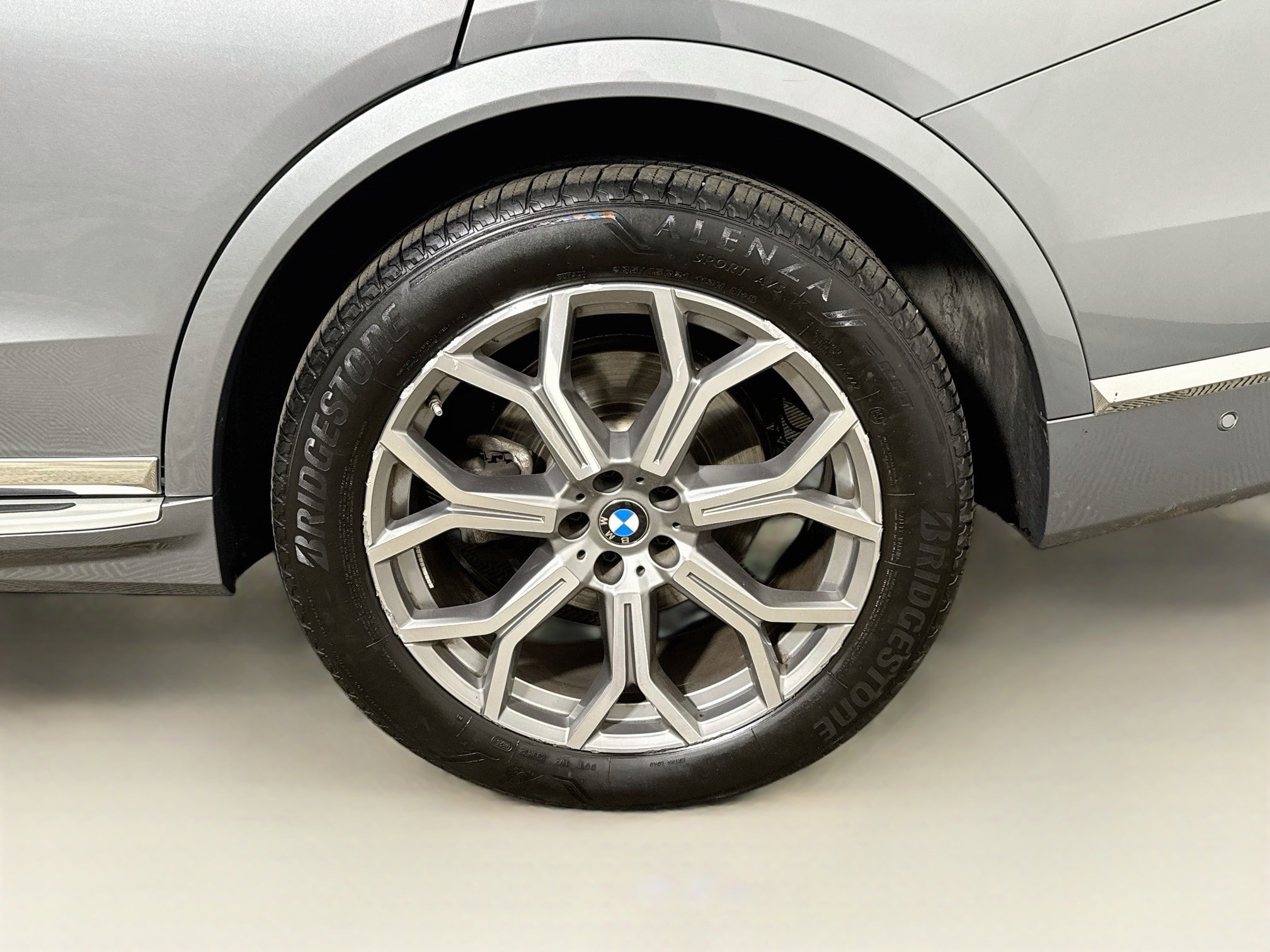 Used 2026 BMW X7 xDrive40i w/ Premium Package AWD/4WD image 31