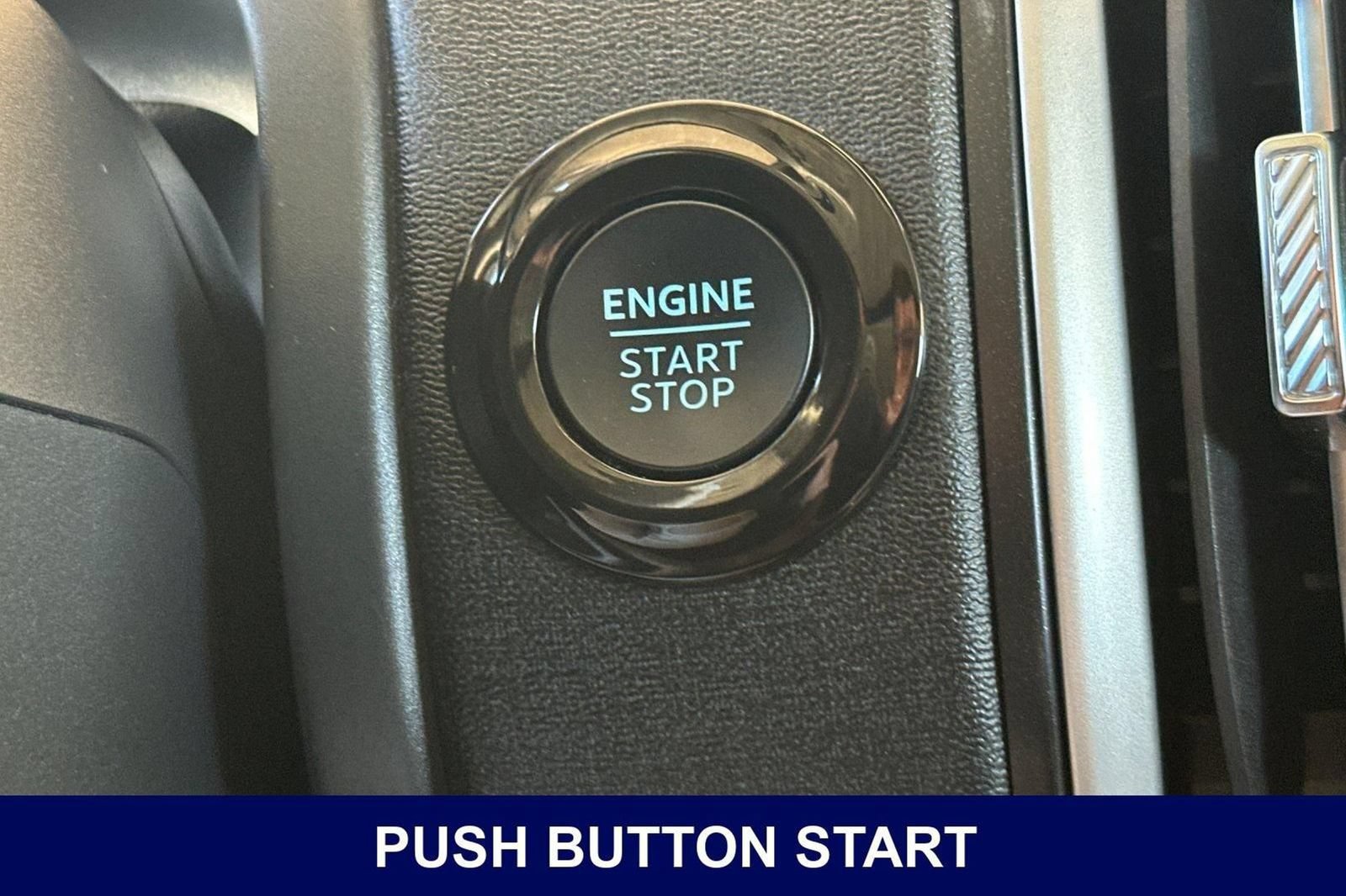 Used 2025 Ford Expedition Active AWD/4WD image 28