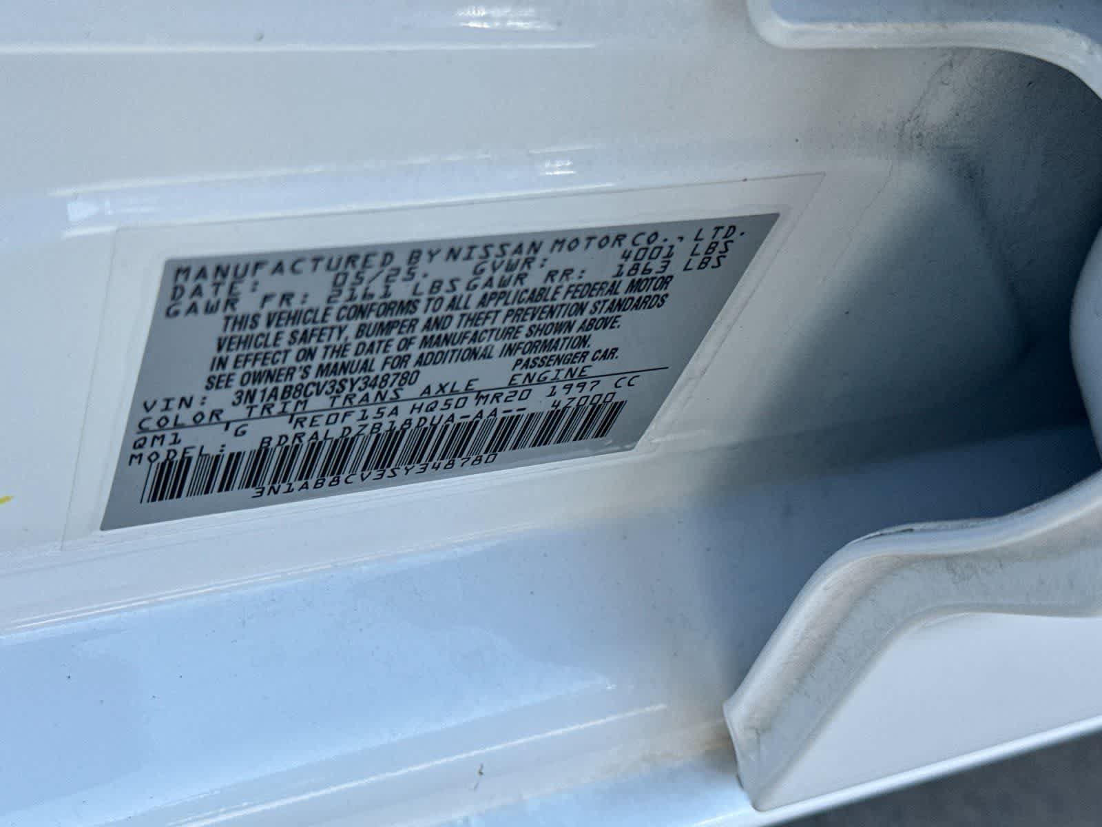 Used 2025 Nissan Sentra SV FWD image 31