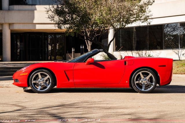 Used 2006 Chevrolet Corvette Convertible w/ Preferred Equipment Group image 51