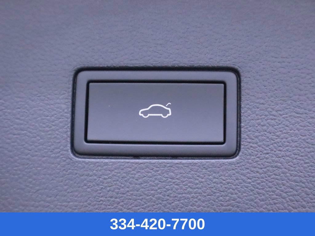 New 2025 Volkswagen Atlas Cross Sport SEL Premium R-Line image 29