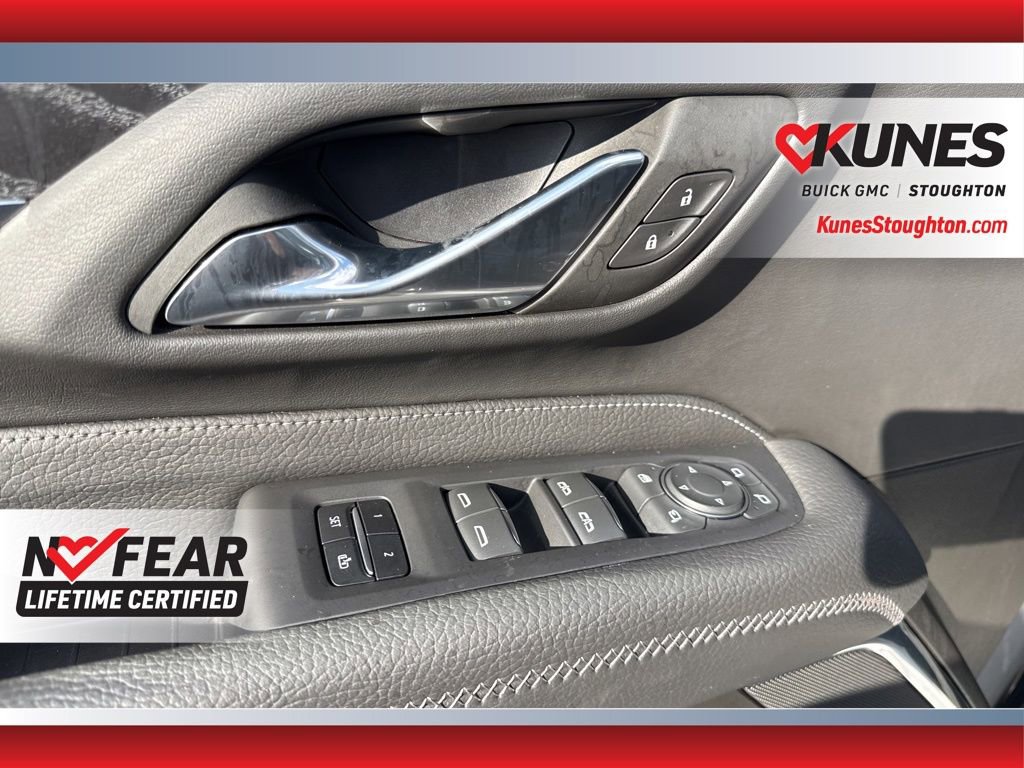 Used 2023 GMC Yukon XL Denali AWD/4WD image 24