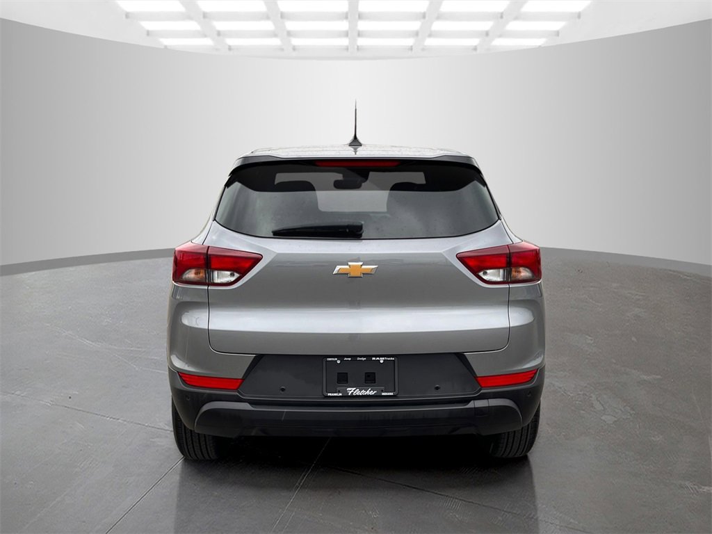 Used 2024 Chevrolet TrailBlazer LS w/ LS Convenience Package image 6