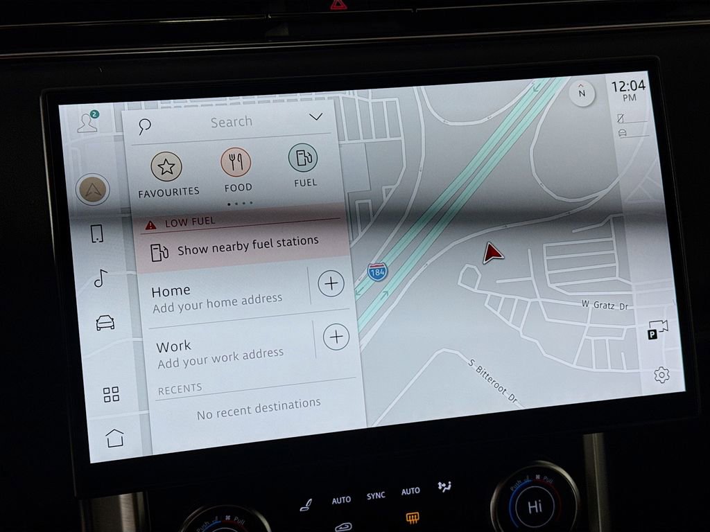 Used 2023 Land Rover Range Rover SE image 14