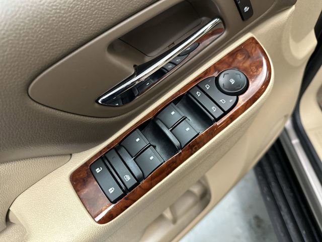 Used 2013 Chevrolet Tahoe LT w/ All-Star Edition AWD/4WD image 18