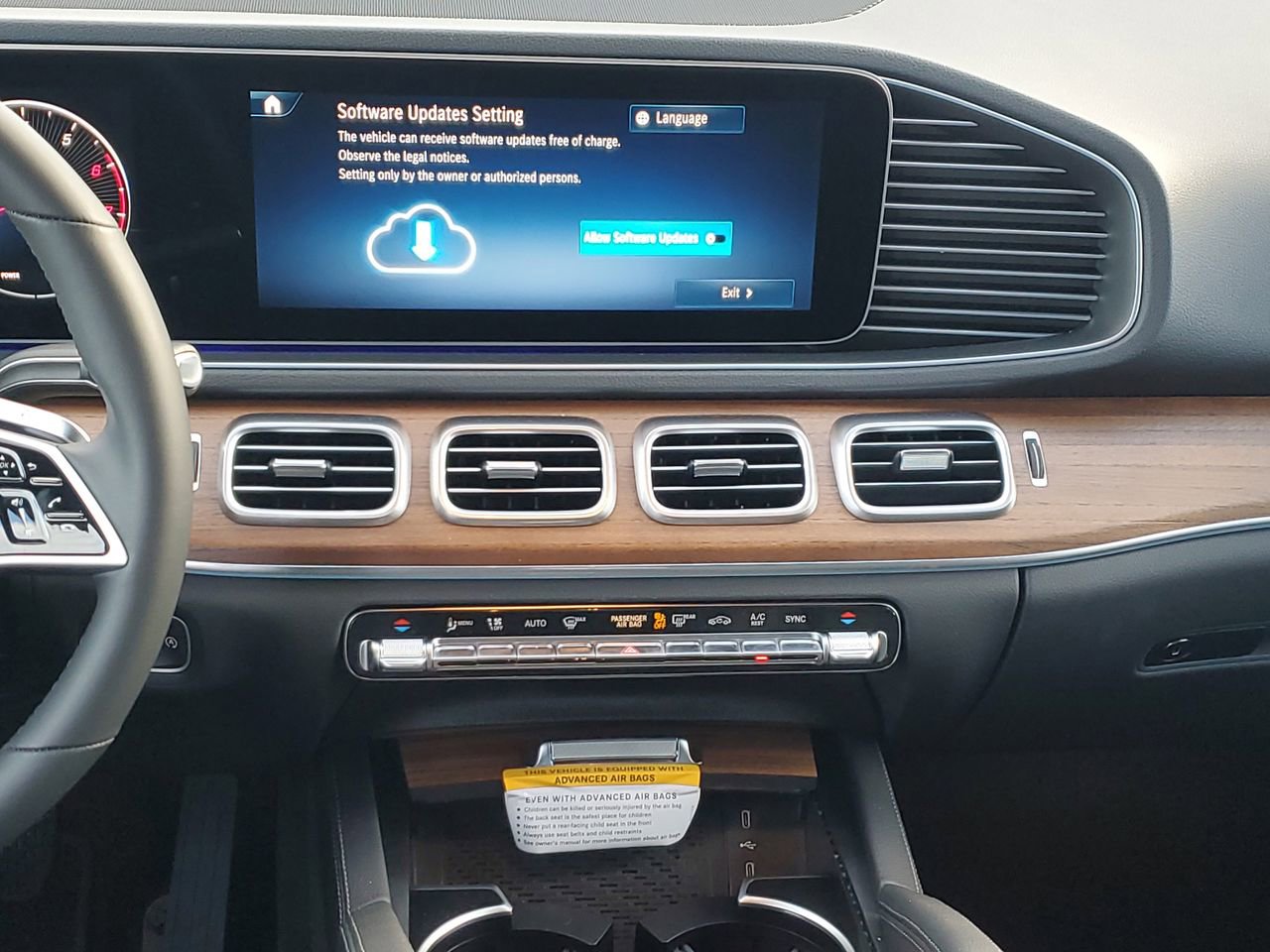 New 2025 Mercedes-Benz GLE 450 4MATIC image 15