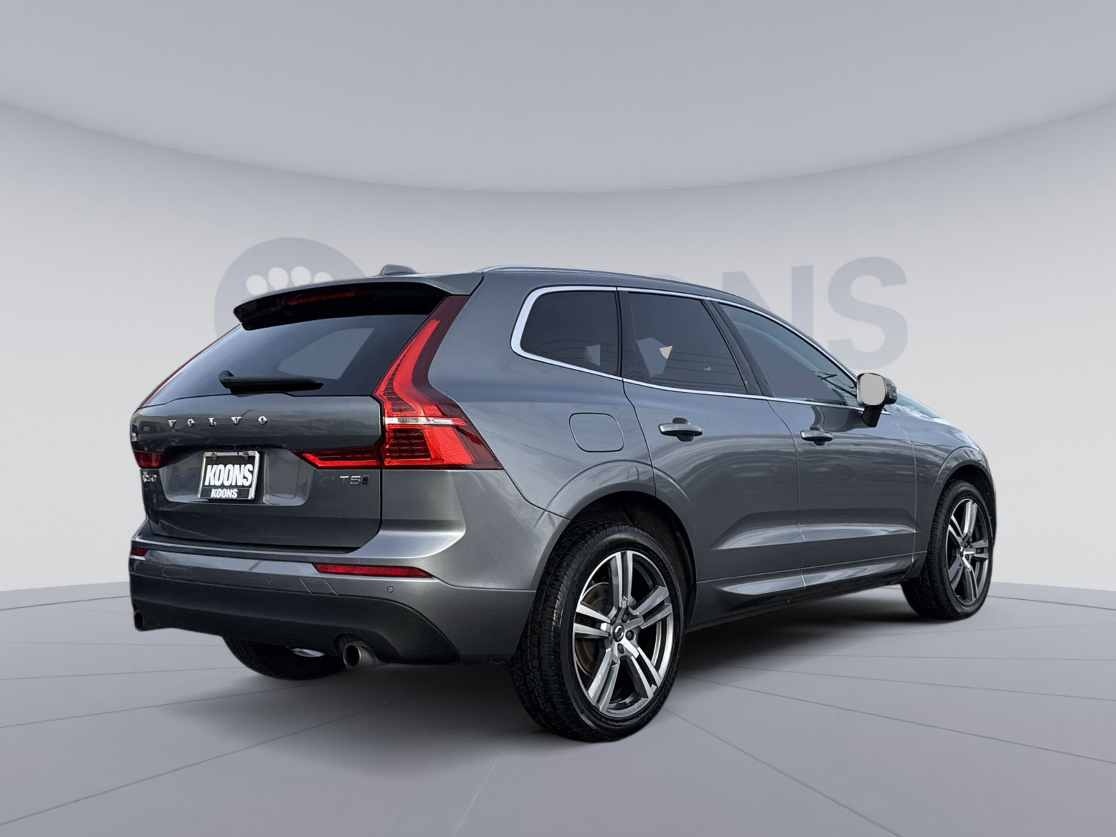 Used 2021 Volvo XC60 T5 Momentum image 7