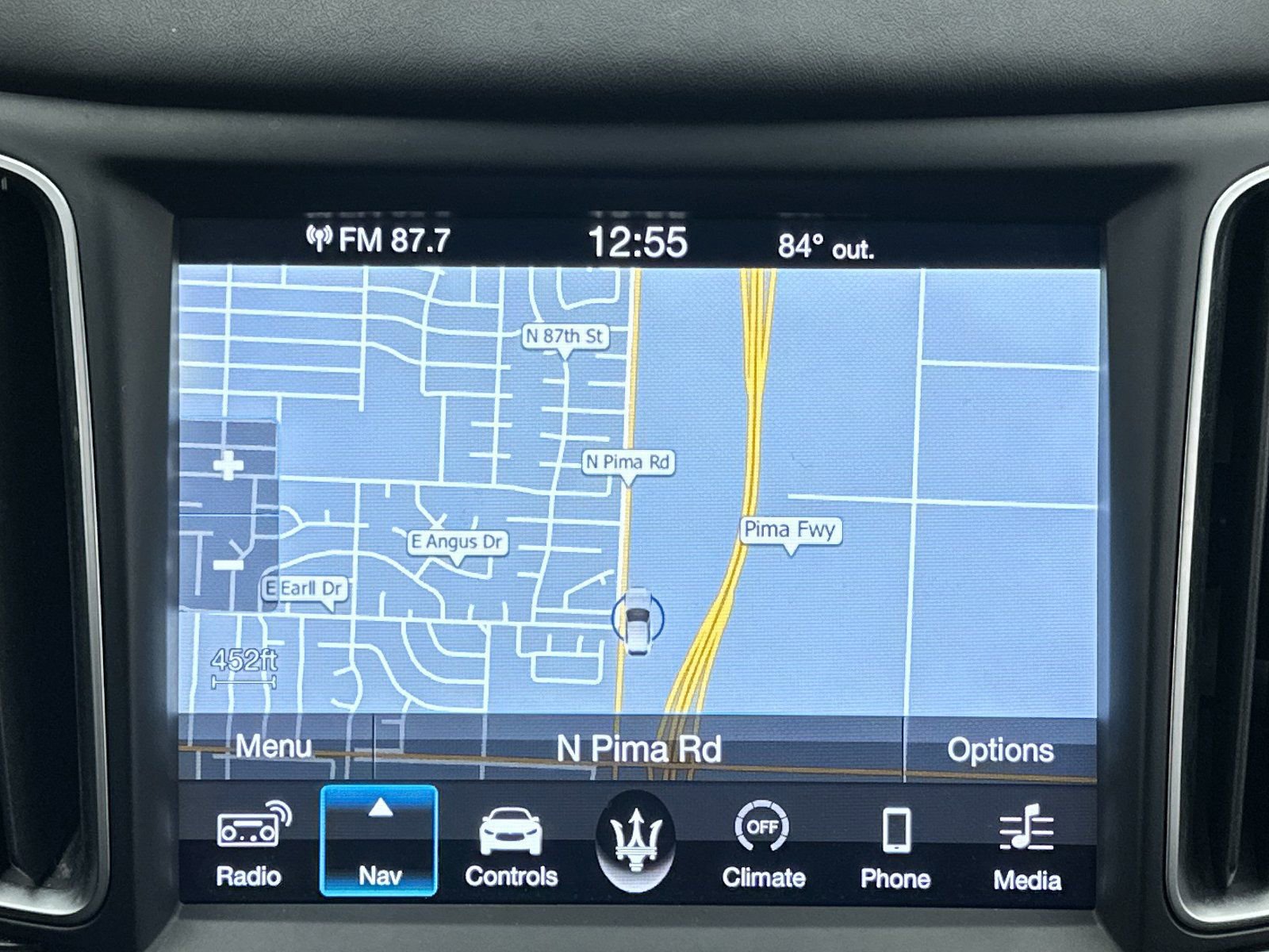 Used 2018 Maserati Levante GranLusso image 6