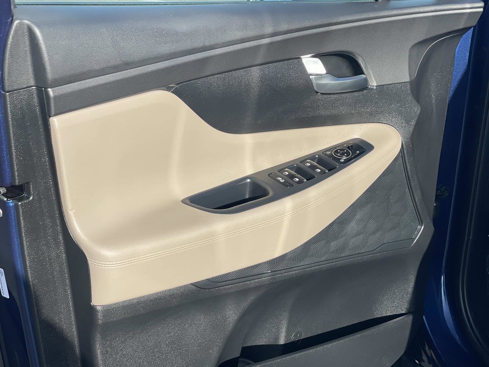 Certified 2023 Hyundai Santa Fe SEL w/ Cargo Package image 20