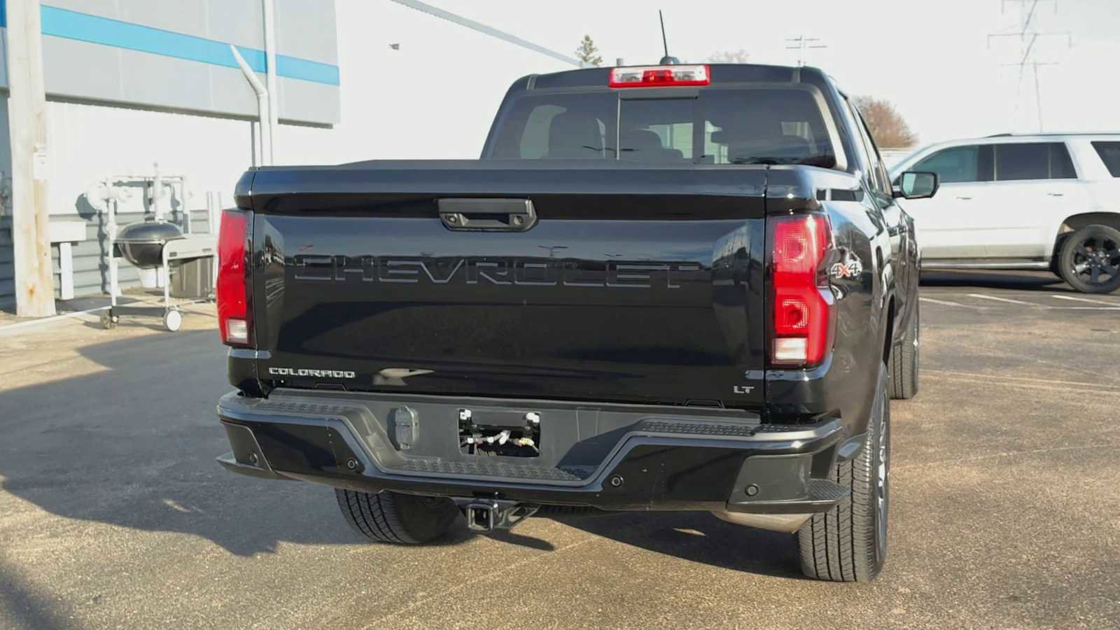 Used 2023 Chevrolet Colorado LT w/ LT Convenience Package III image 3