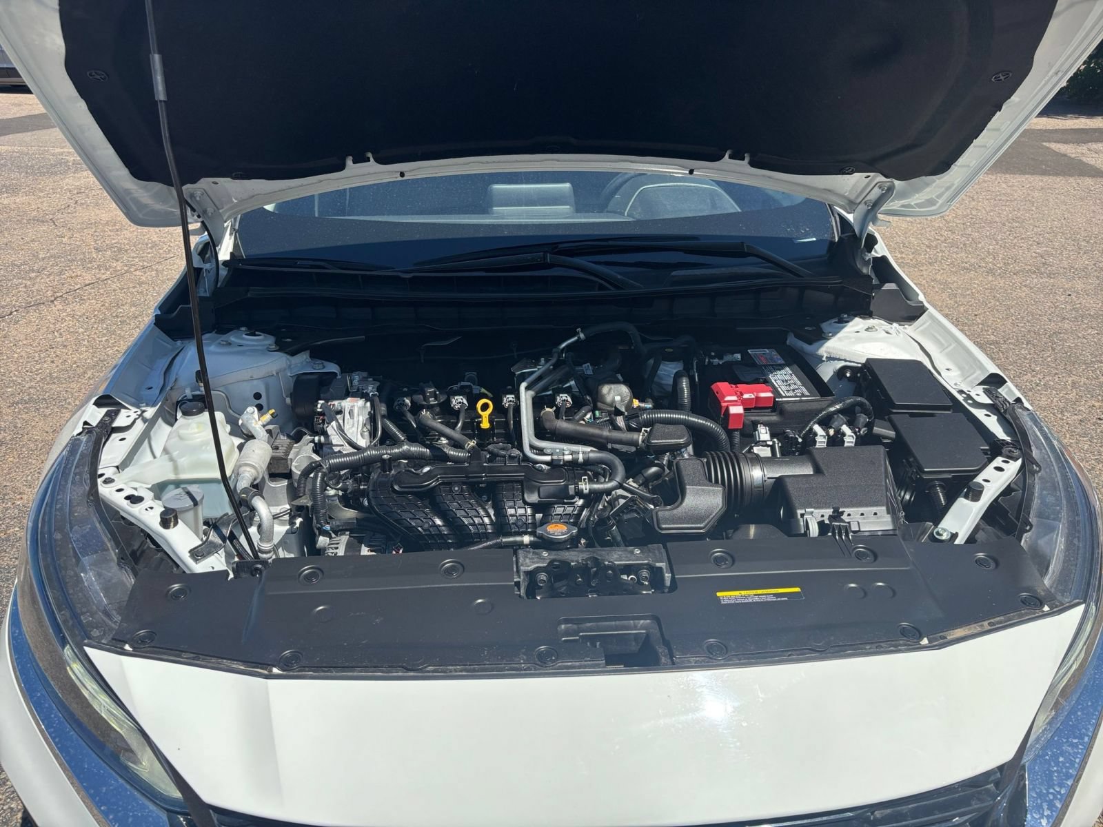 Used 2025 Nissan Altima 2.5 SV FWD image 30