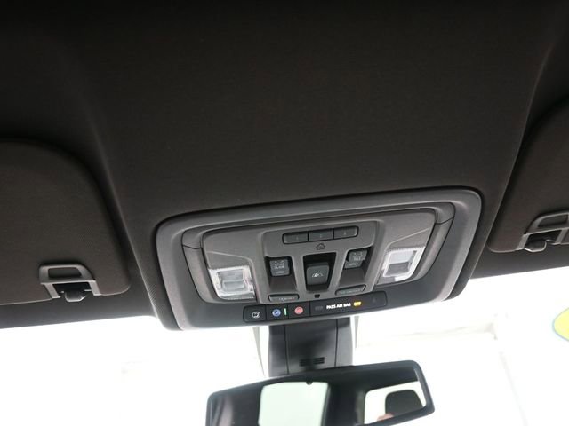 Used 2023 GMC Sierra 2500 SLT w/ SLT Premium Package image 12