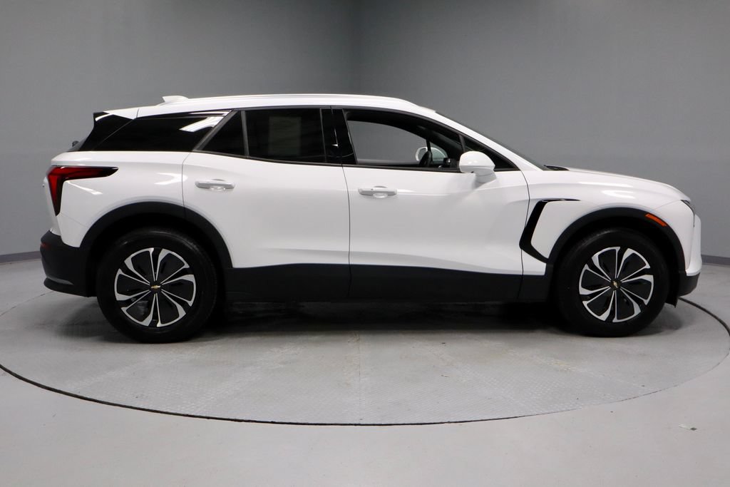 Used 2024 Chevrolet Blazer EV LT AWD/4WD image 6