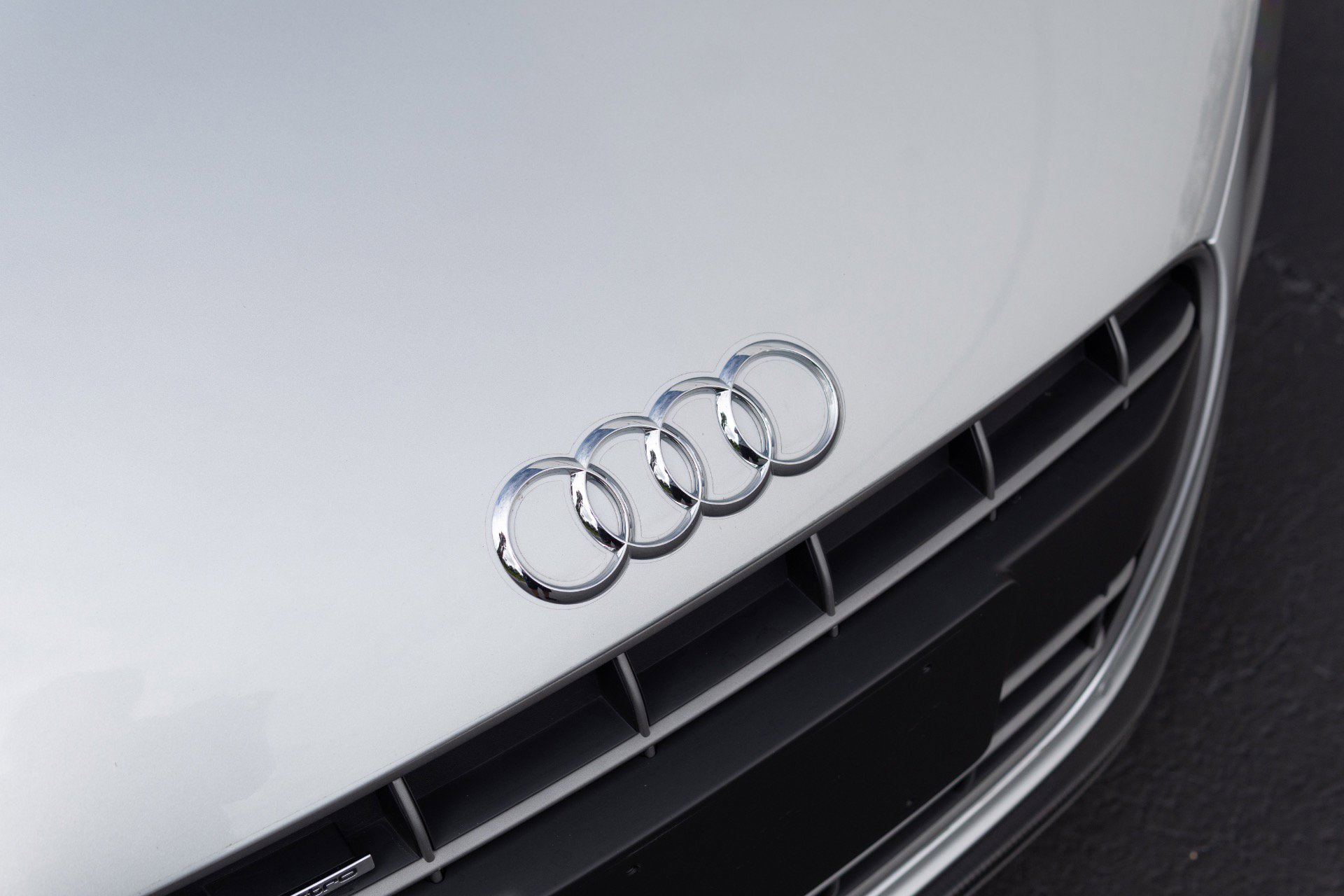 Used 2012 Audi R8 GT AWD/4WD image 13