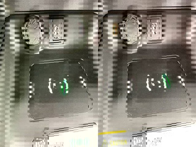 New 2025 Toyota RAV4 XLE image 27