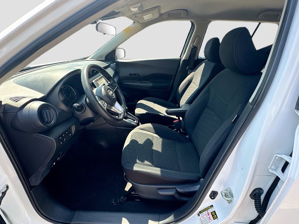 Used 2022 Nissan Kicks S FWD image 26