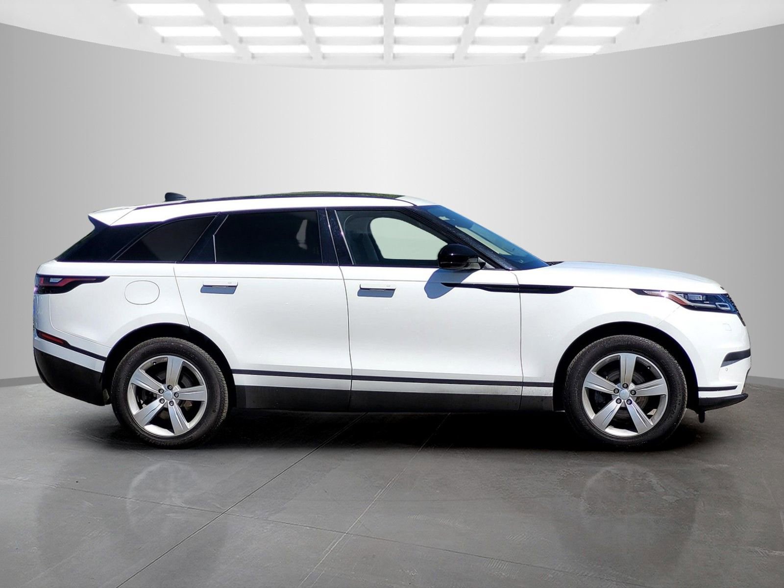 Used 2020 Land Rover Range Rover Velar S AWD/4WD image 7
