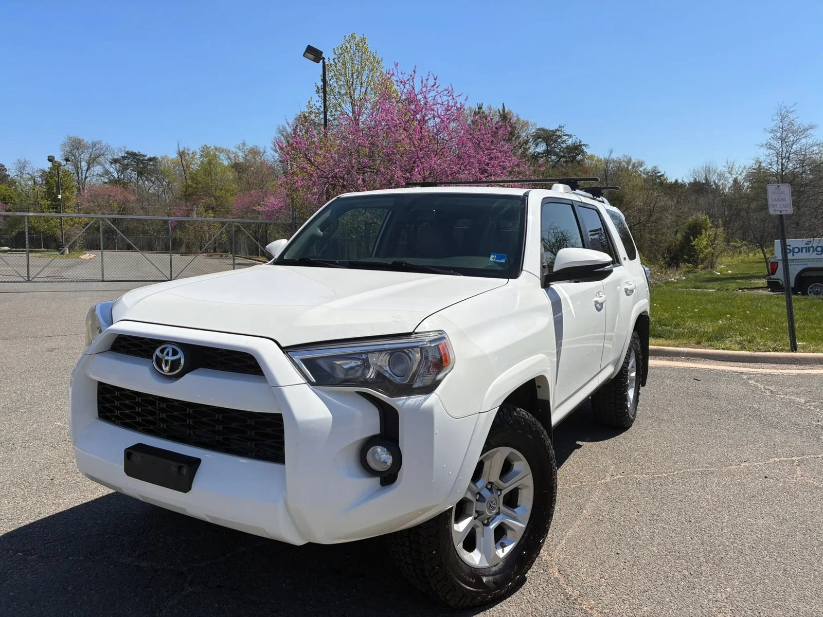 Used 2018 Toyota 4Runner SR5 Premium AWD/4WD image 2