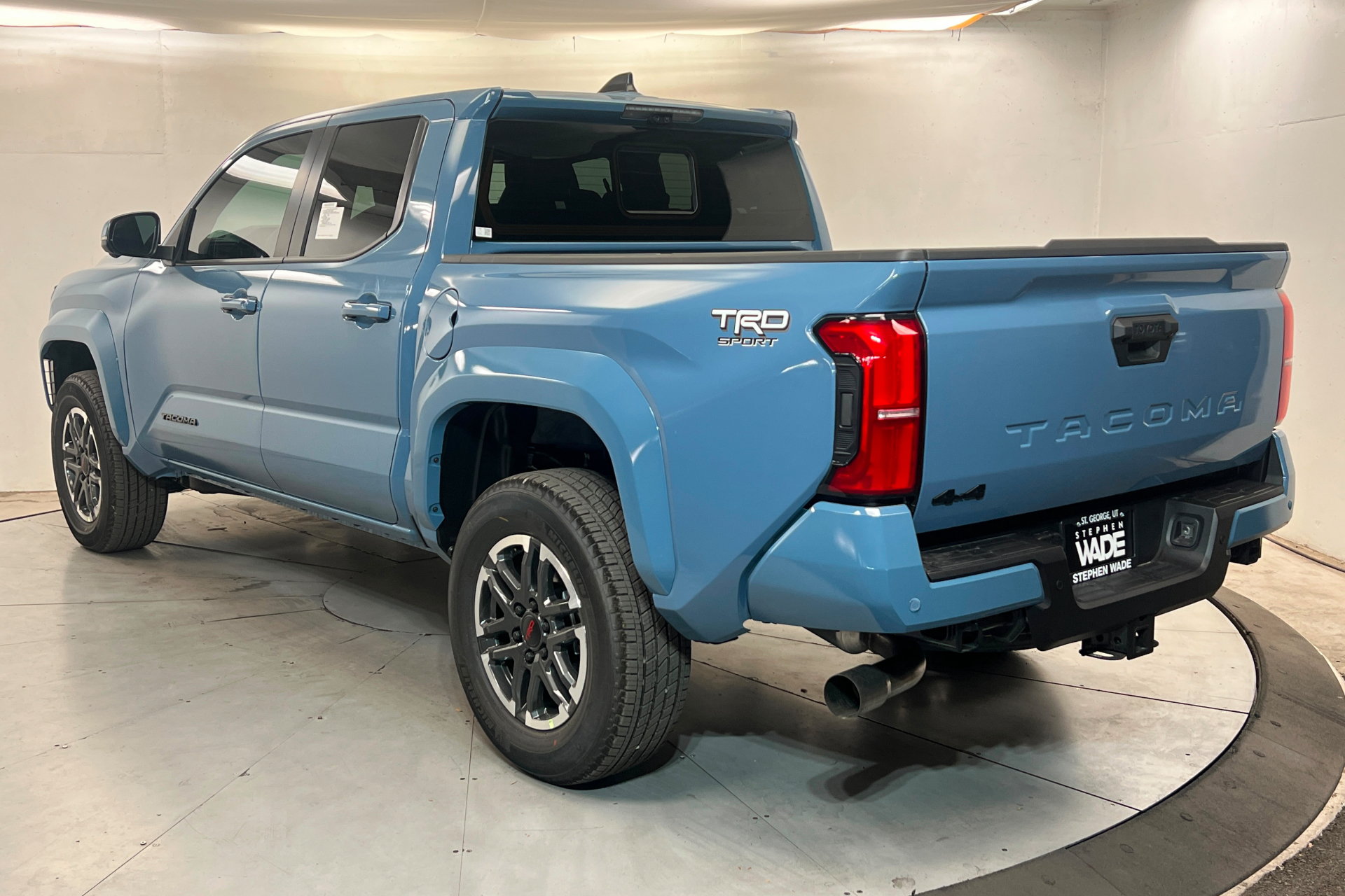 New 2026 Toyota Tacoma TRD Sport AWD/4WD image 3