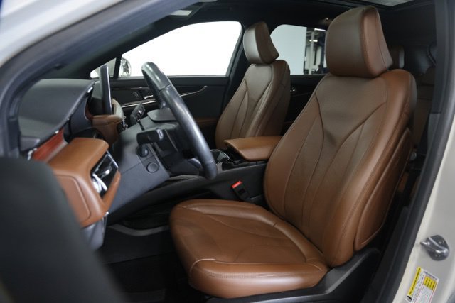 Used 2023 Lincoln Nautilus Reserve AWD/4WD image 17