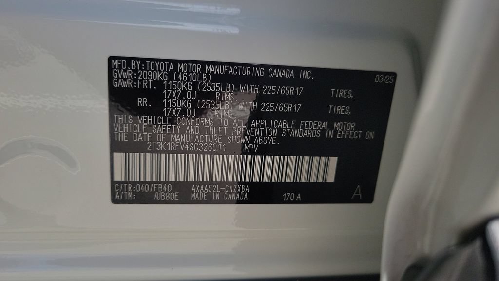 Certified 2025 Toyota RAV4 LE FWD image 22