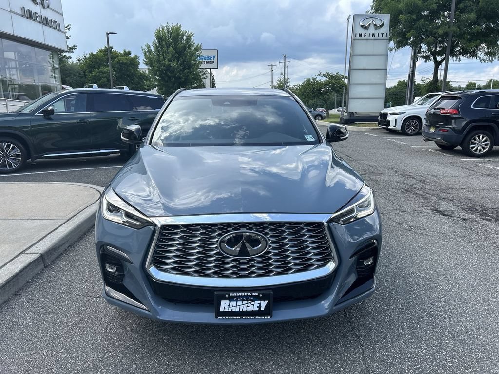 Certified 2024 INFINITI QX55 Luxe w/ Cargo Package AWD/4WD image 3