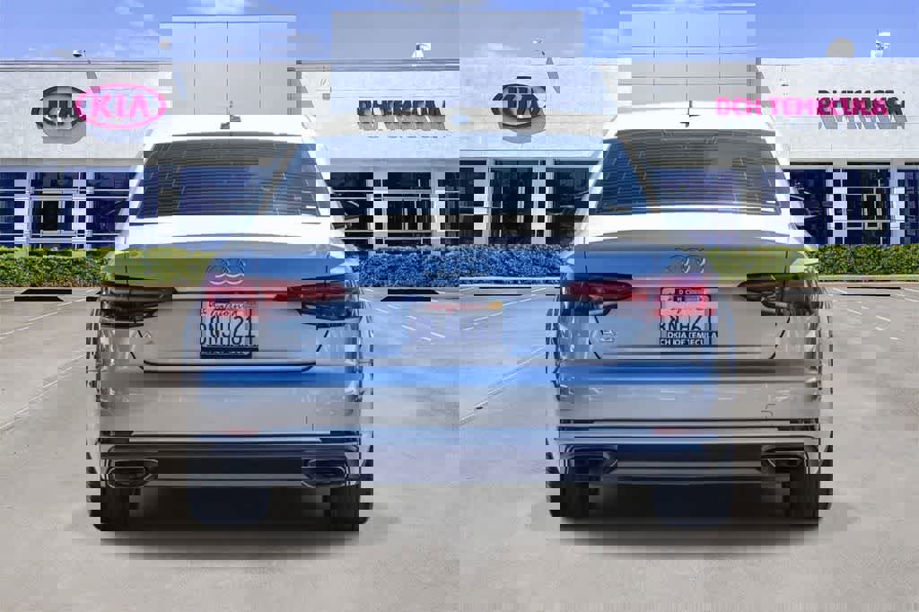 Used 2019 Audi A4 2.0T Premium w/ Convenience Package image 5