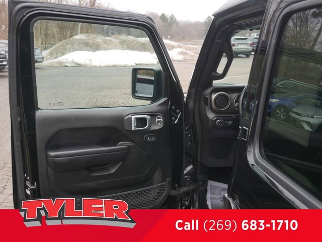 Used 2020 Jeep Gladiator Sport w/ Quick Order Package 24S AWD/4WD image 19