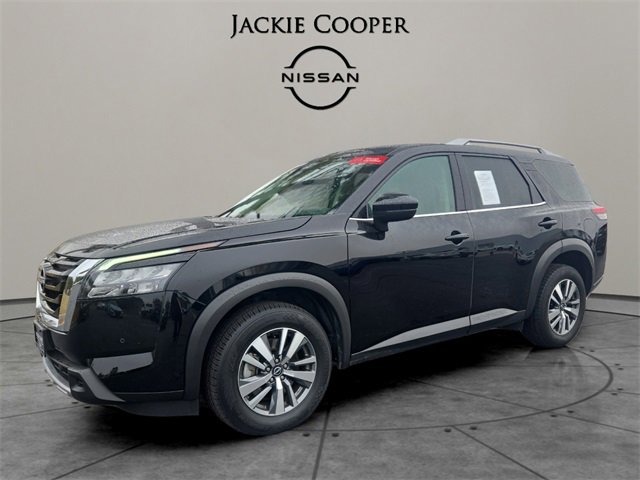 Certified 2025 Nissan Pathfinder SL image 1