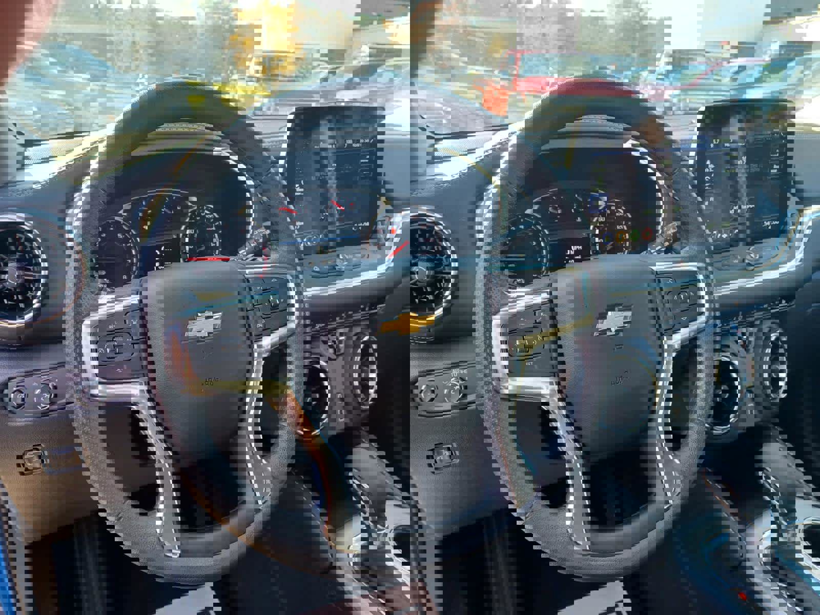 Used 2025 Chevrolet Blazer LT w/ Driver Confidence Package FWD image 8