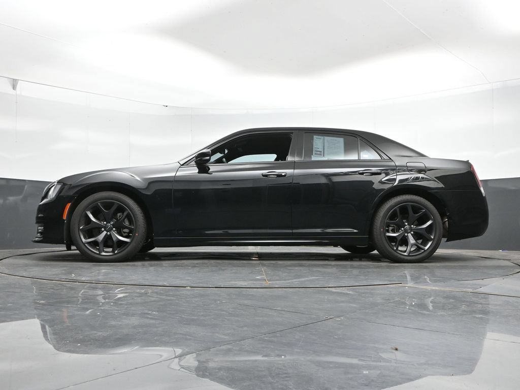Used 2022 Chrysler 300 S RWD image 45