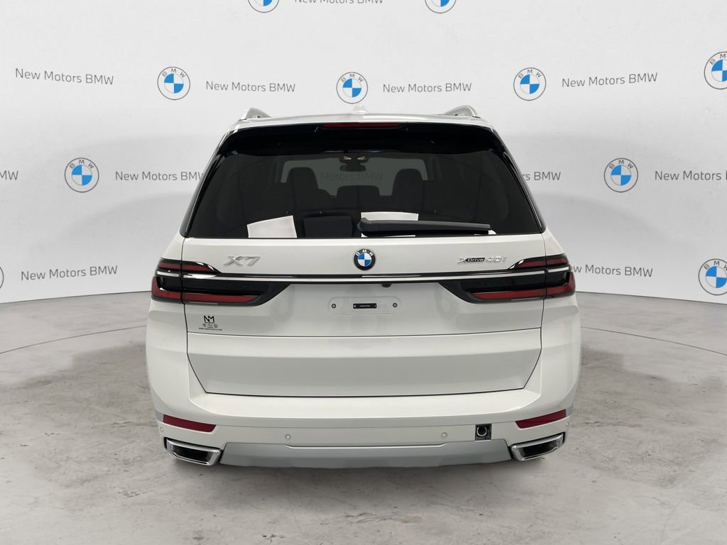 New 2026 BMW X7 xDrive40i image 4