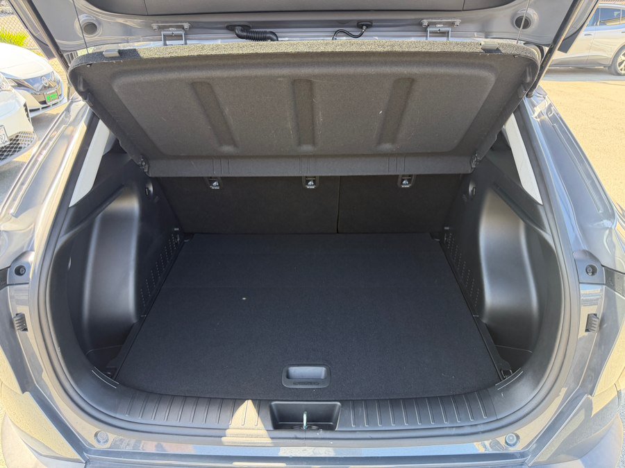 Used 2024 Hyundai Kona SEL FWD image 42