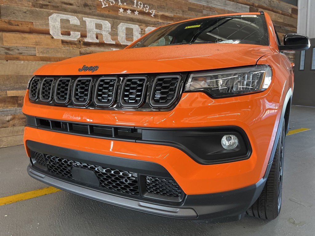 New 2026 Jeep Compass Latitude image 3
