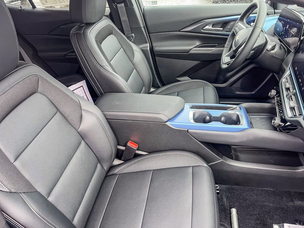 New 2026 Chevrolet Equinox EV LT image 15