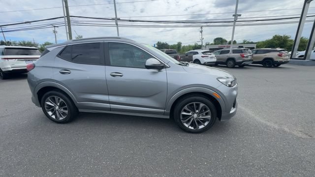 Certified 2023 Buick Encore GX Select w/ Sport Touring Package FWD image 9