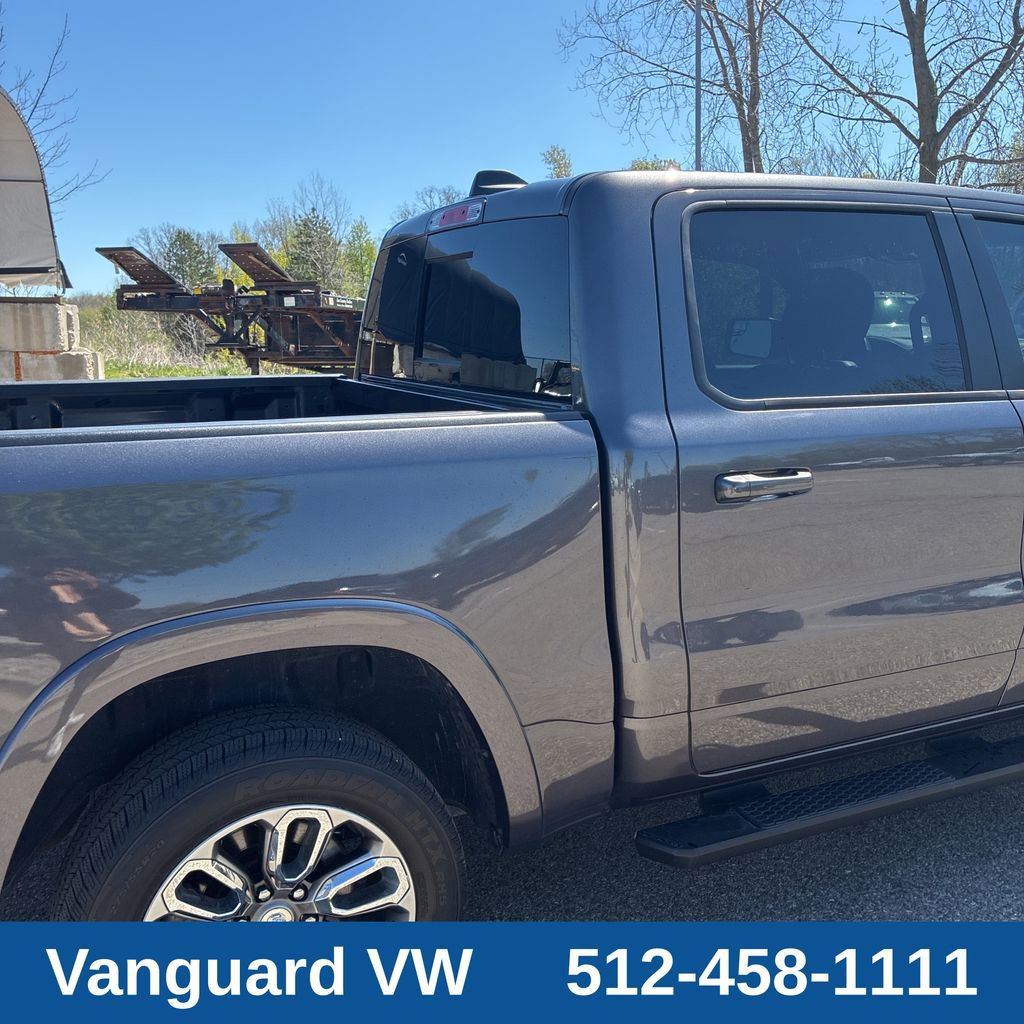 Used 2020 RAM 1500 Laramie w/ Sport Appearance Package AWD/4WD image 9