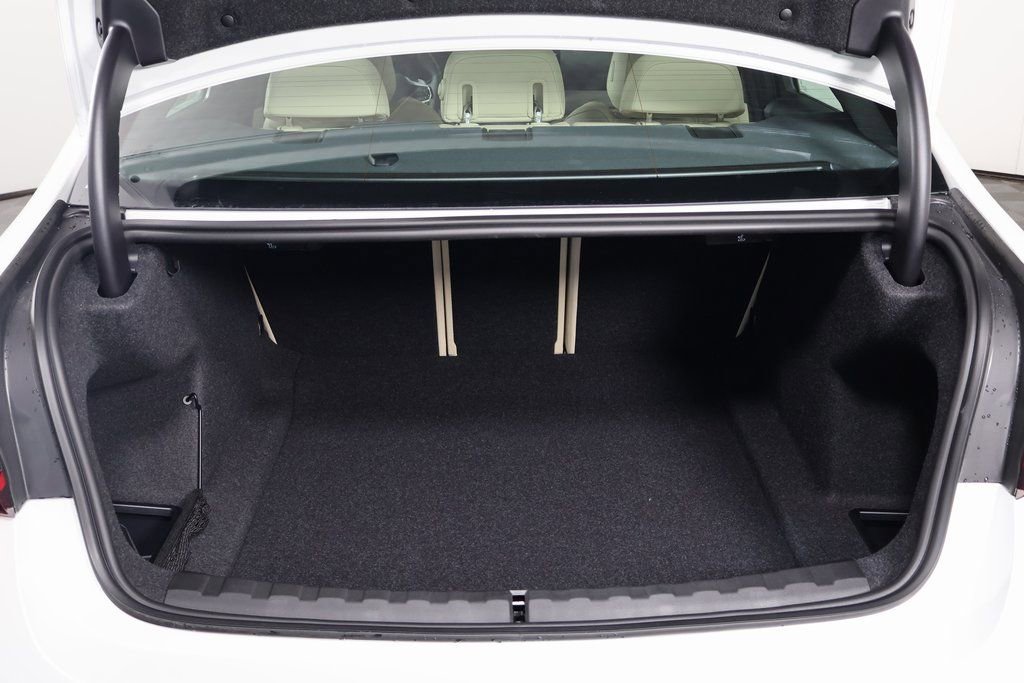 New 2026 BMW 330i Sedan w/ Convenience Package image 8