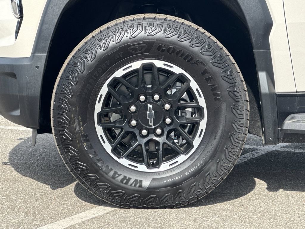 New 2026 Chevrolet Silverado EV Trail Boss w/ Premium Package AWD/4WD image 23