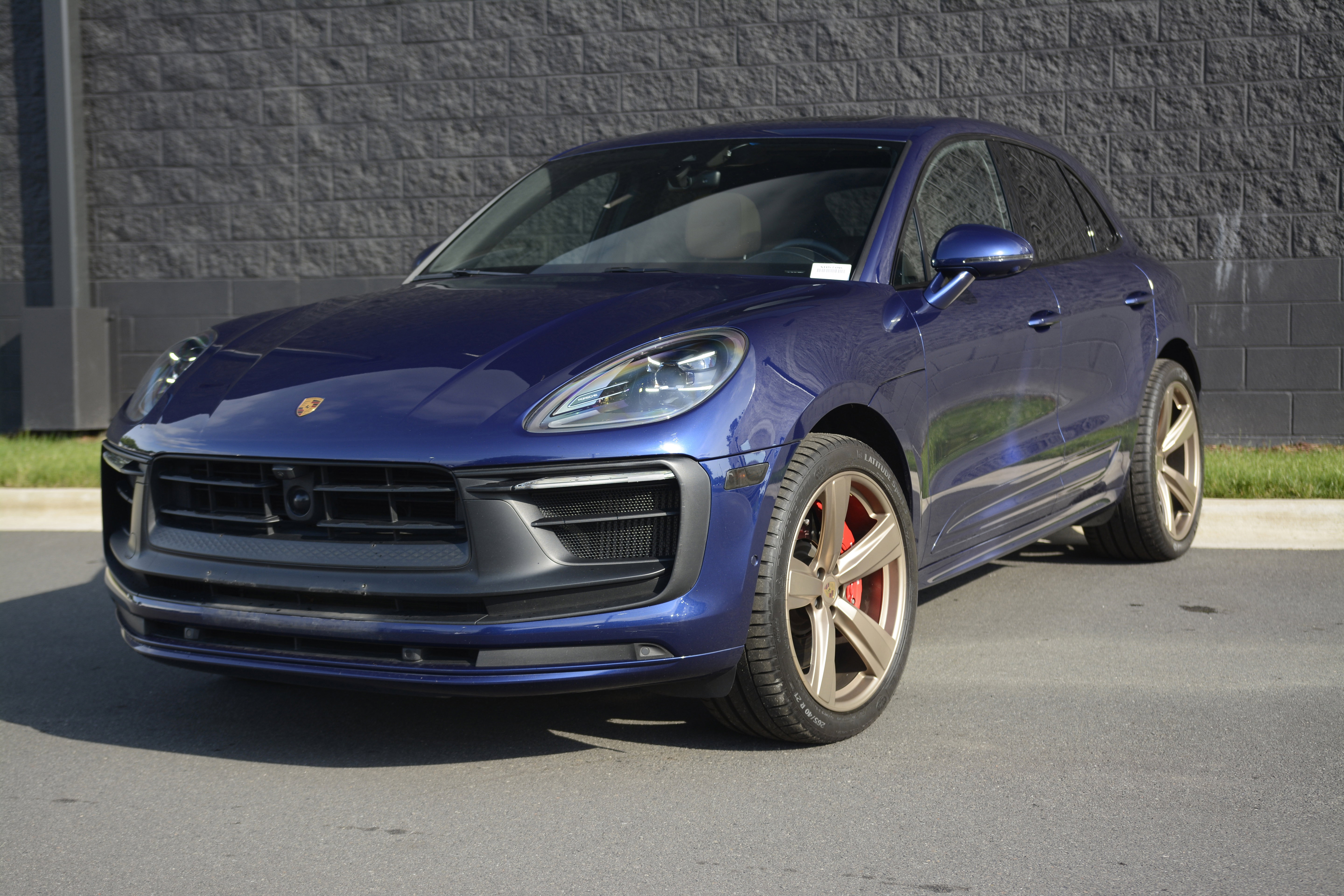 Certified 2022 Porsche Macan GTS AWD/4WD image 44