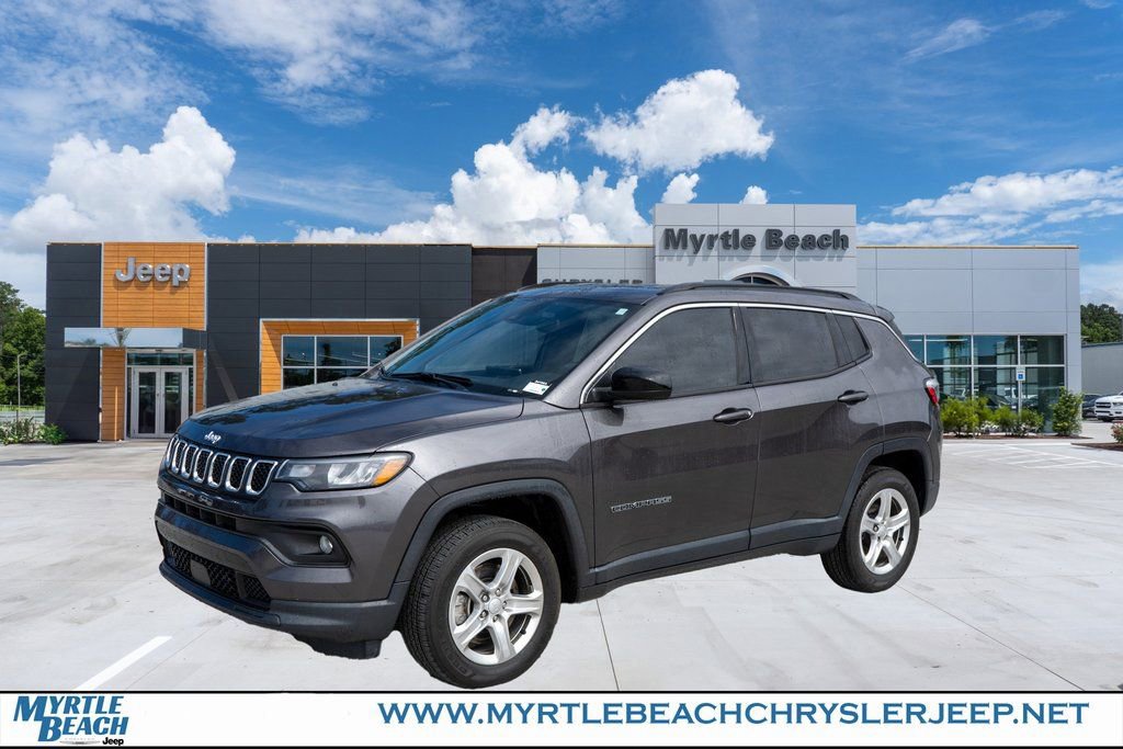 Certified 2023 Jeep Compass Latitude image 1